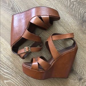 Kork Ease cognac leather platform wedge